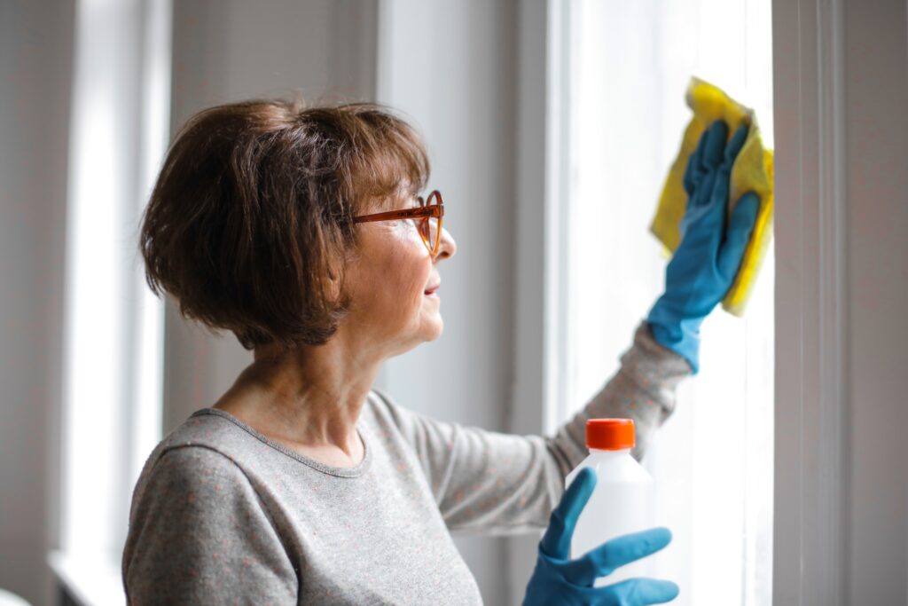 How to clean and maintain your venetian blinds